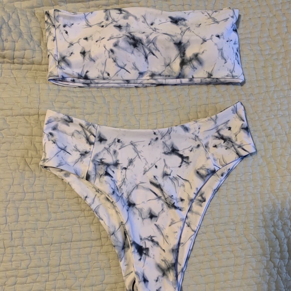 Amazon 2-Piece Swimsuit — NEVER WORN